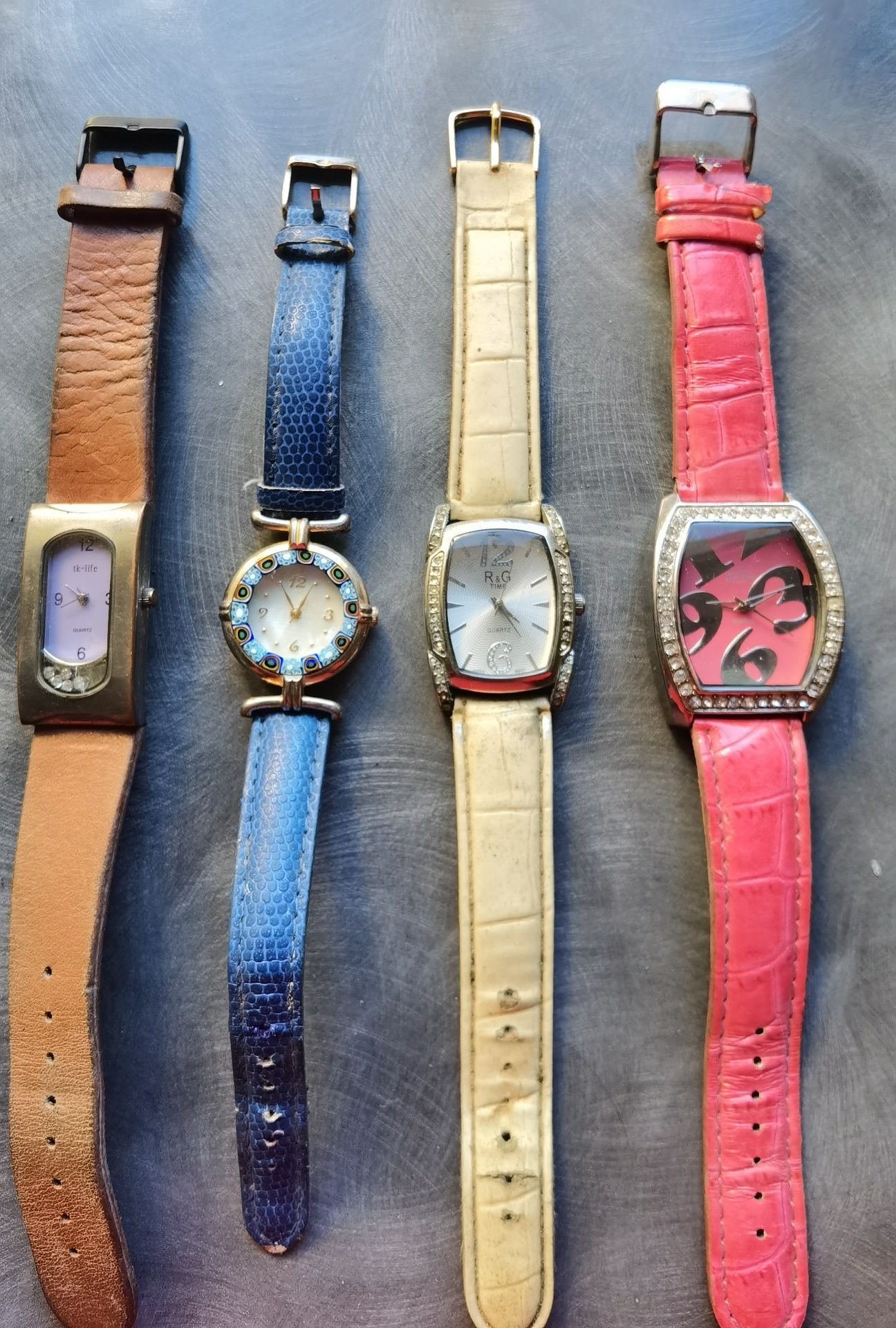 Ceasuri dama diferite modele