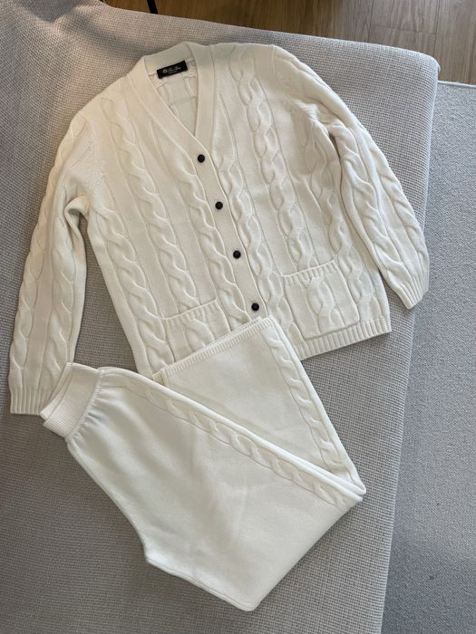 Set tricot Loro Piano M-L 100% casmir nou