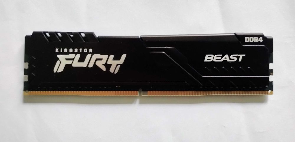 Memorie RAM PC 16Gb DDR4 3200MHz