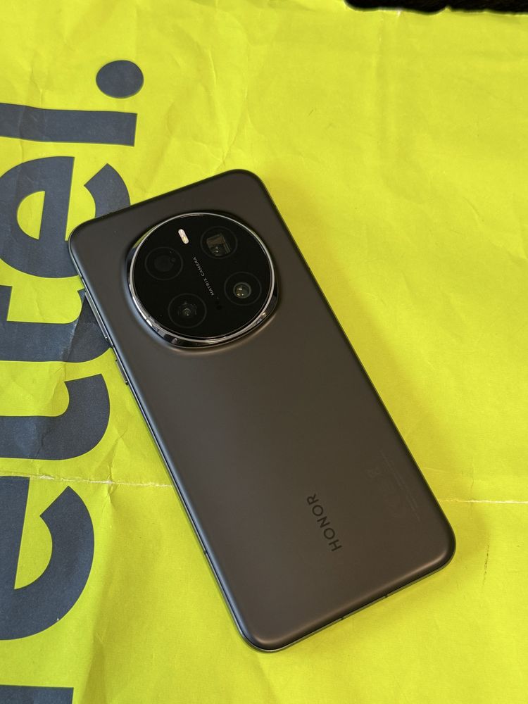 ЧИСТО НОВ 512GB Honor Magic 7 Pro 5G Yettel Гаранция 2027 г. Black
