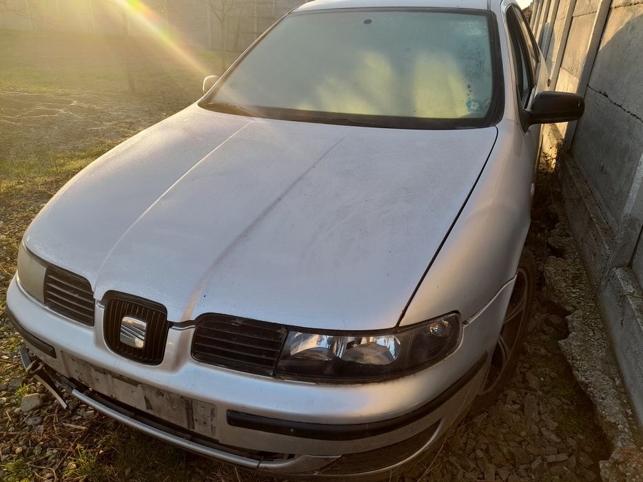 Dezmembrez seat Leon 1.4 mpi benzină din 2002