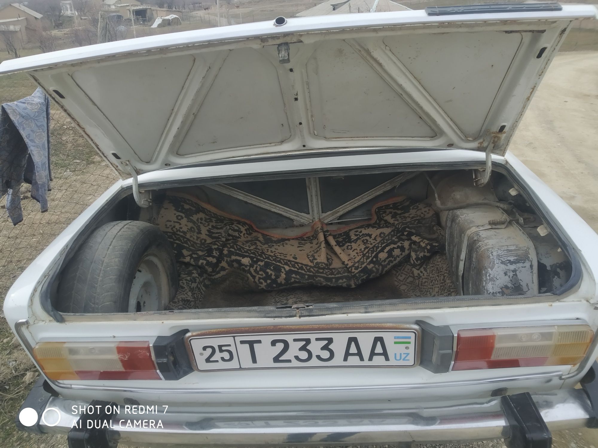 Jiguli 06 oq rangli