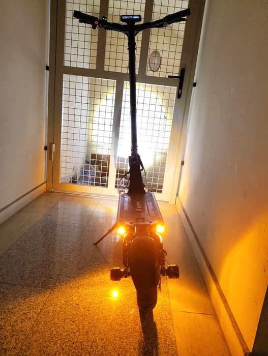 Mukuta 10 Dual – отлична електрическа тротинетка + много аксесоари