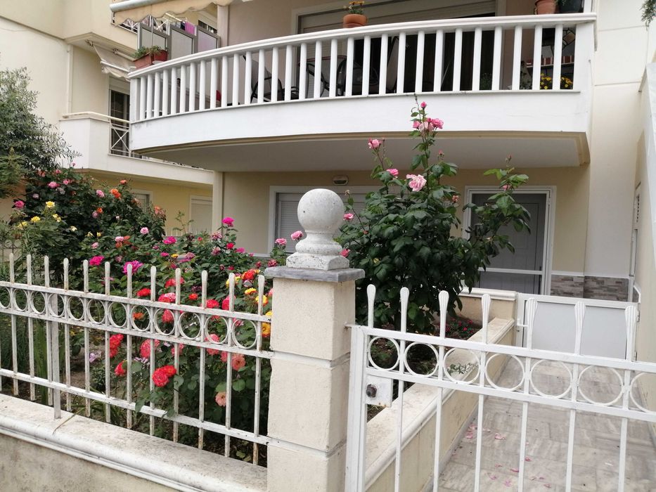 Продажба на апартамент Неа Перамос - Гърция