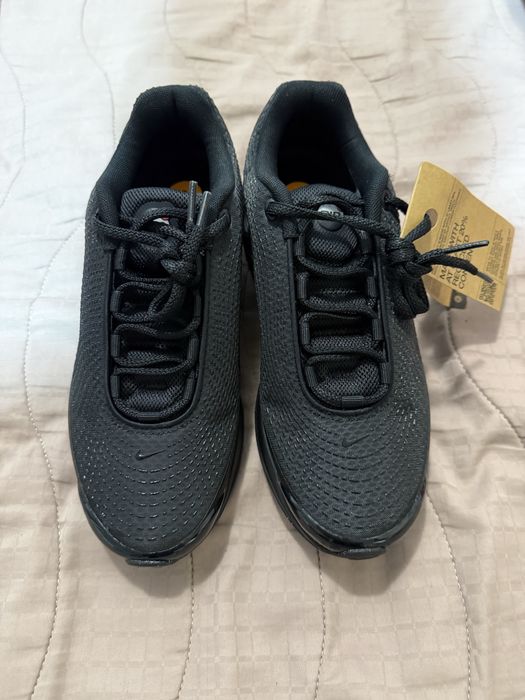 Чисто нови Nike air max Dn