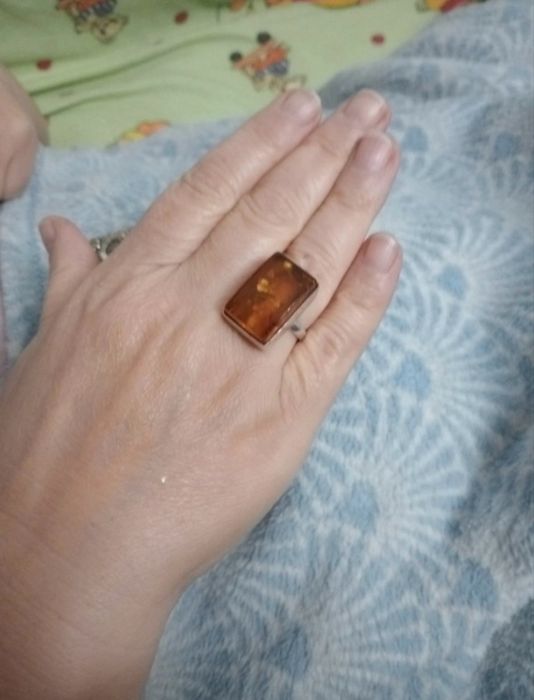 Inel argint cu chihlimbar