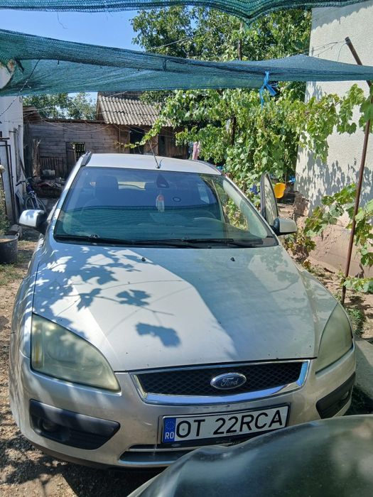 Vând Ford Focus 1.6 tdci