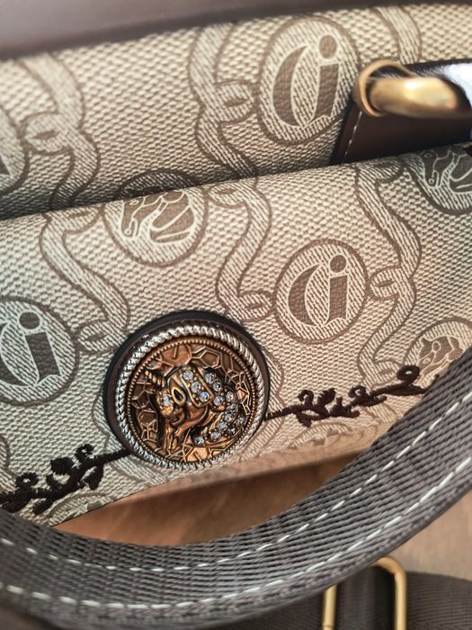 Gentuță model deosebit