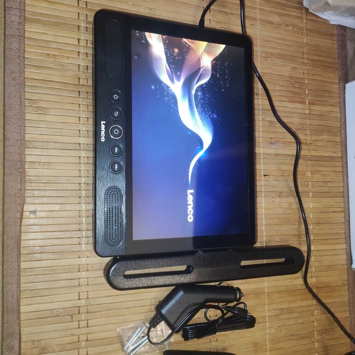 Таблет Lenco 10" и DVD плеър - 2в1