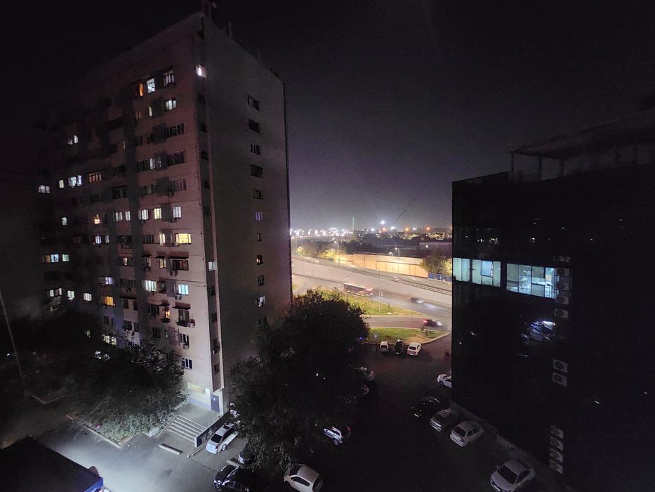 Супер 2 ух комнатная квартира возле аэропорта (Своя)