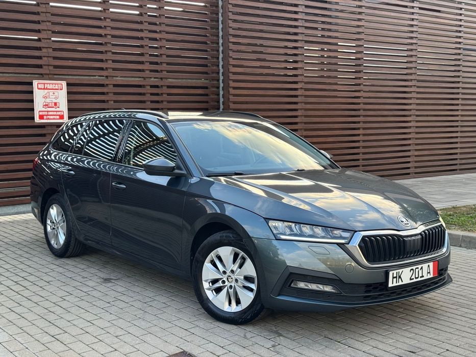 Skoda Octavia Black Edition -2.0d -Virtual ,Ambientale ,Distronic  , Import Germania