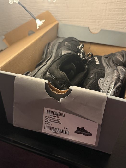 Balenciaga 40 black