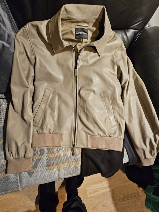 Geaca noua piele naturala Emporio Armani marimea 48