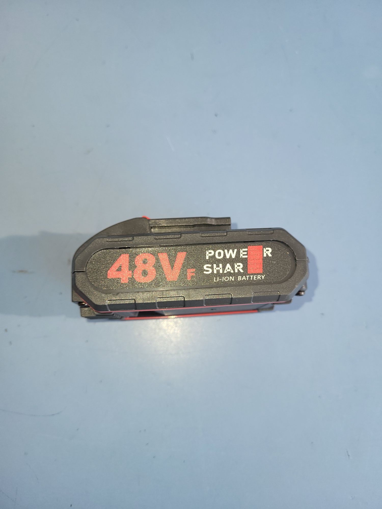 Акумулаторна батерия за мини трион резачка лозарска ножица