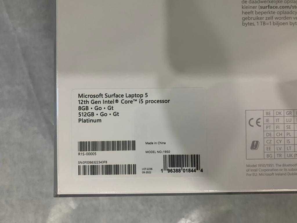 Microsoft Surface Laptop 5 13.5" i5 12th Gen 8/512 GB nou sigilat!!