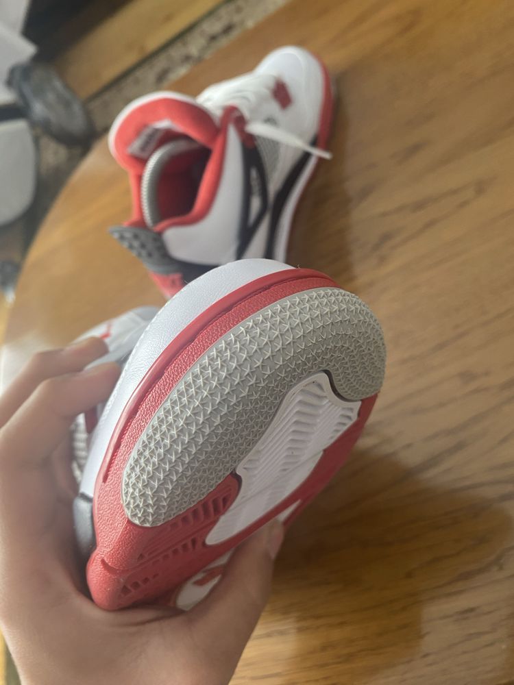 Nike Air Jordan 4 OG Fire Red NOI