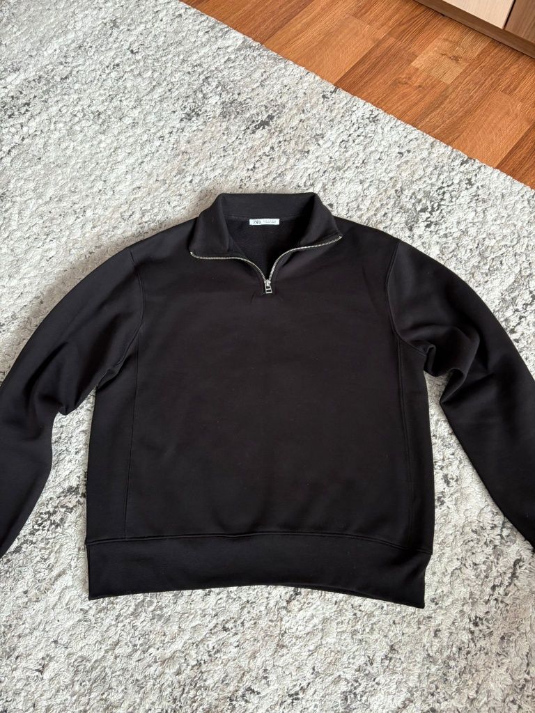 Vând bluza cu guler zara