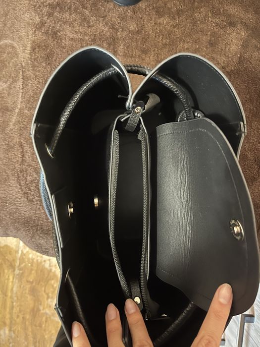 Черна дамска чанта