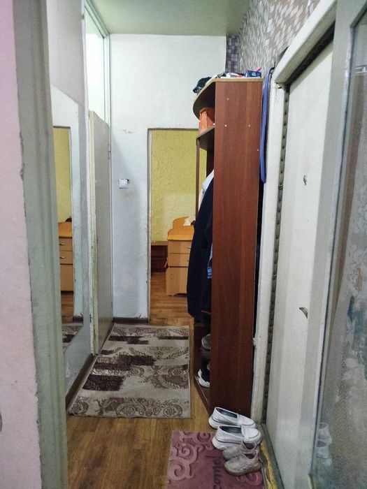 Продается СВОЯ 2х-комнатная . Авиасозлар-1 , 2-й этаж, раздельная