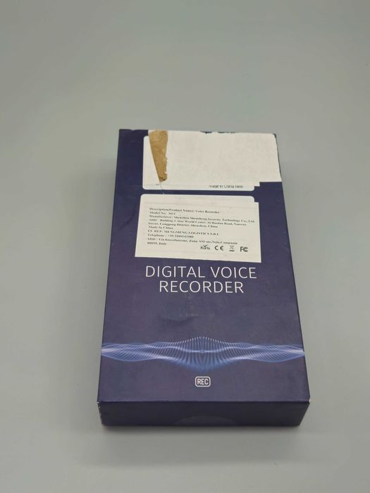 Дигитален диктофон M11 с метален корпус, FM радио и гласово активиране