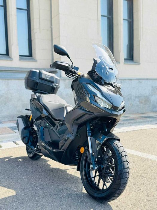 Honda ADV350 2025 | Nou, cu Garanție 4 Ani + Topcase GIVI