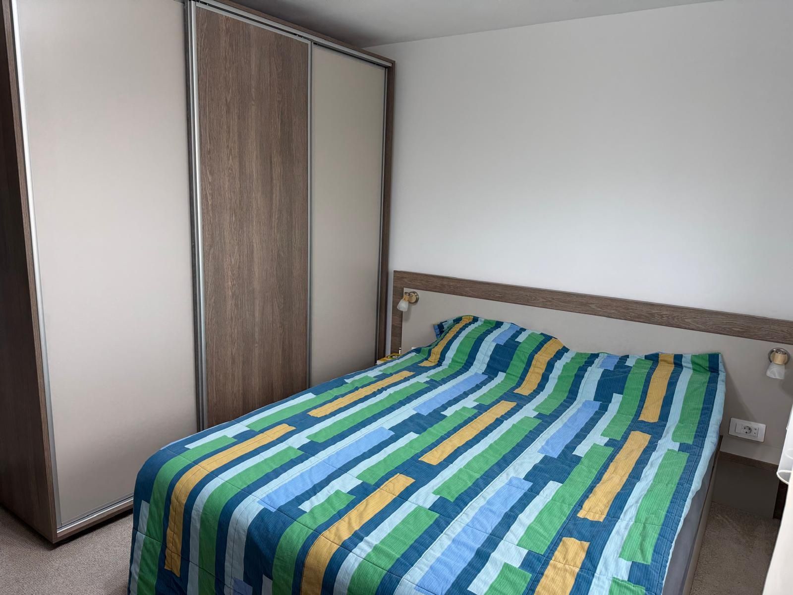 Apartament 3-4 camere, ideal pentru  familie cu 2-3 copii