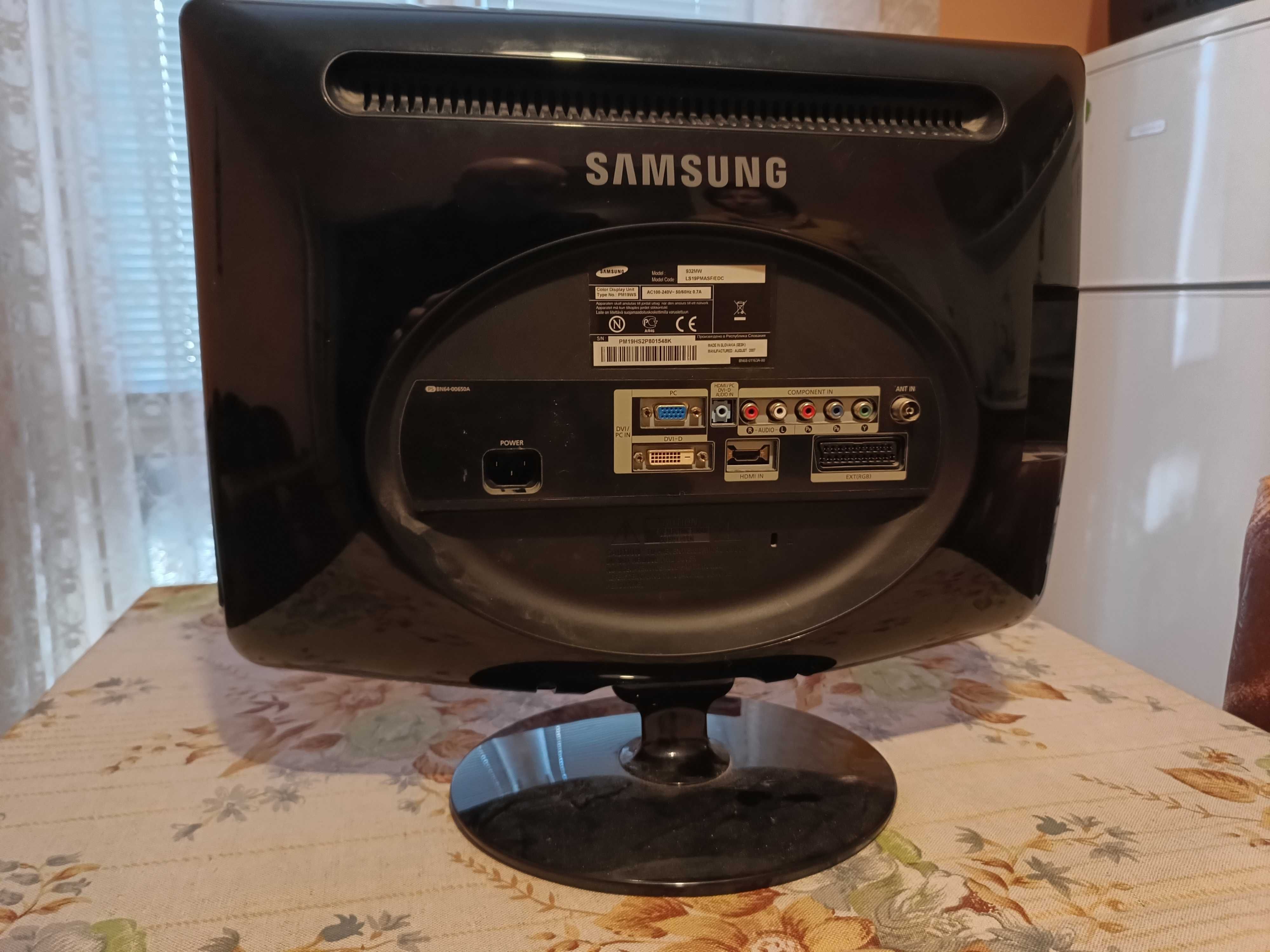 Компютър HP Compaq 6200 PRO SF с монитор Samsung ( с ТВ тунер)