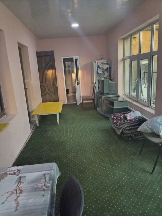 Arenda uchastka keles abduraxmonovda 2xona