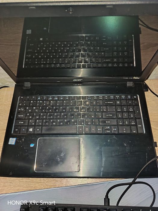 Acer Aspire E5-575G. отличный ноут