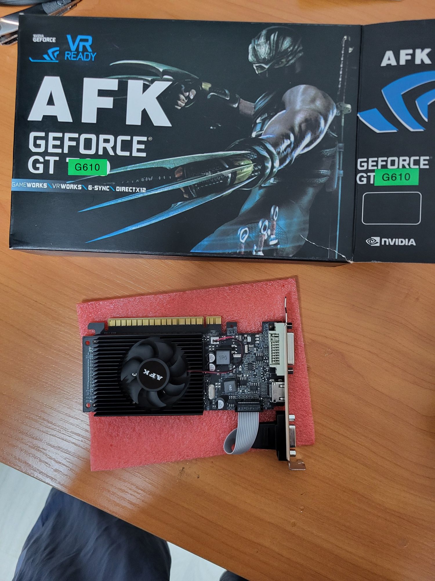Geforce GT610 видеокарта