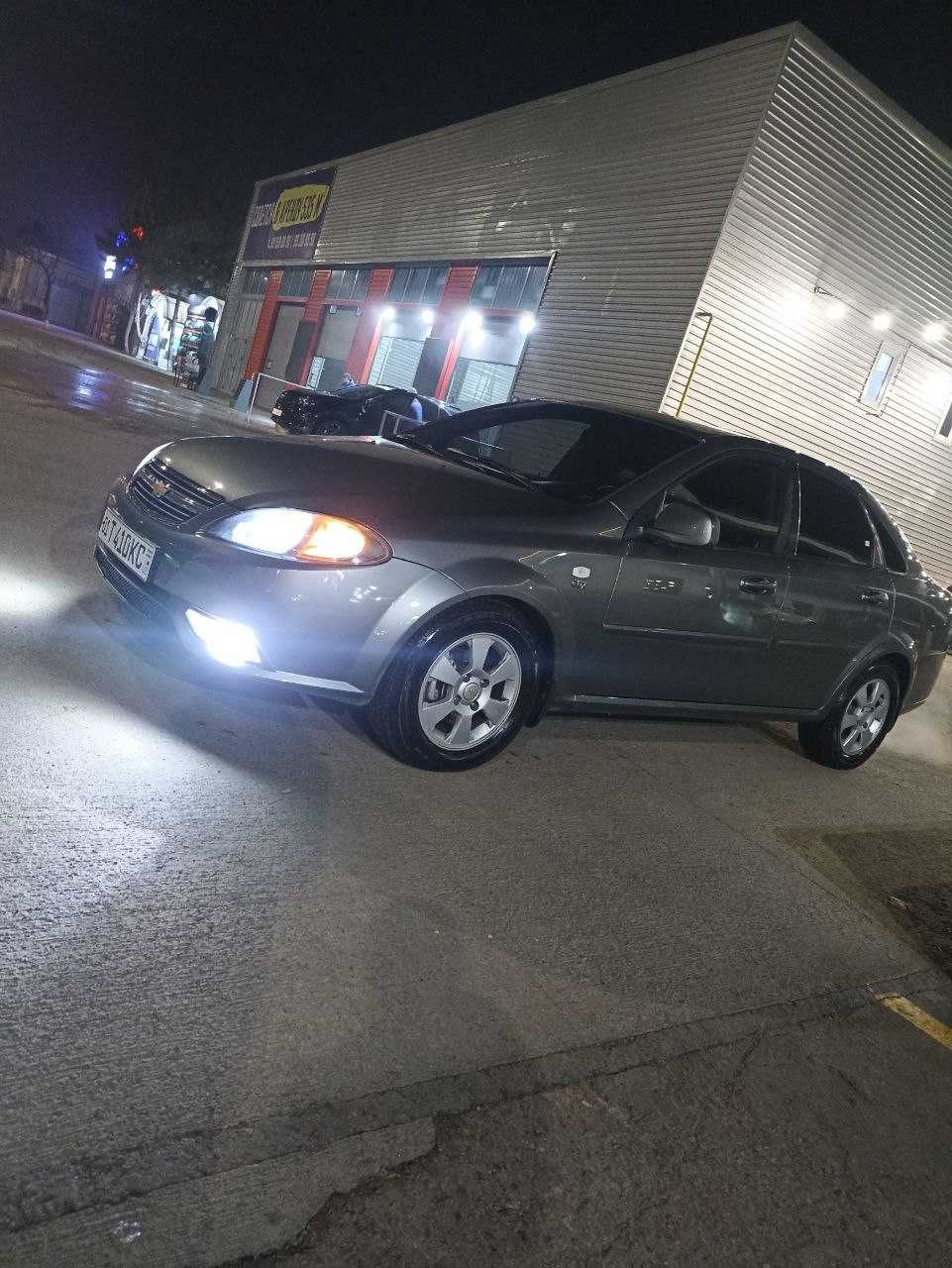 Chevrolet Lacetti Gentra 3 poz