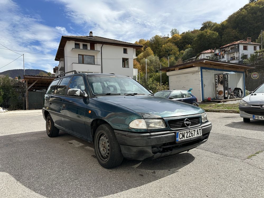 Opel Astra F 1.4Si НА ЧАСТИ