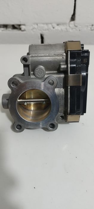 Дроссельная заслонка