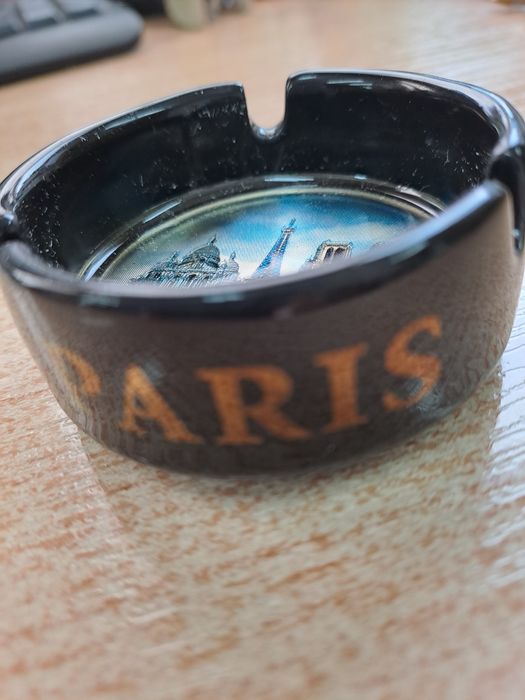 Сувенири от света