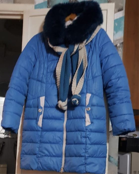 Продам синюю куртку зимнюю
