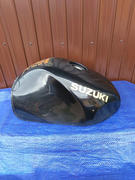 REZERVOARE / MOTO / suzuki gsxr 600 / 750 SRAD