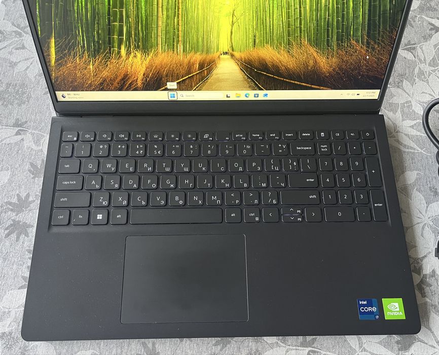 Dell Vostro 15 3510 Intel i7 24GB RAM
