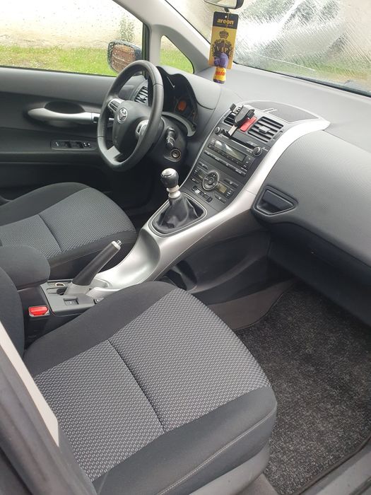 Toyota auris 1.3 disel