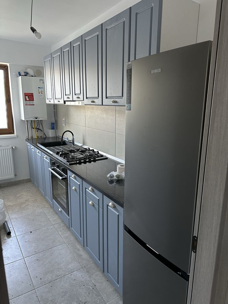 Plase de tantari, rulouri exterioare, montez mobila, sanitare