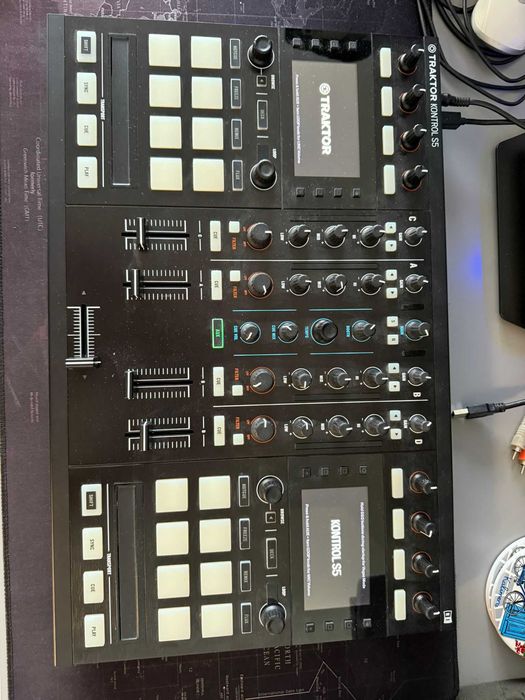 Consola Traktor kontrol s5