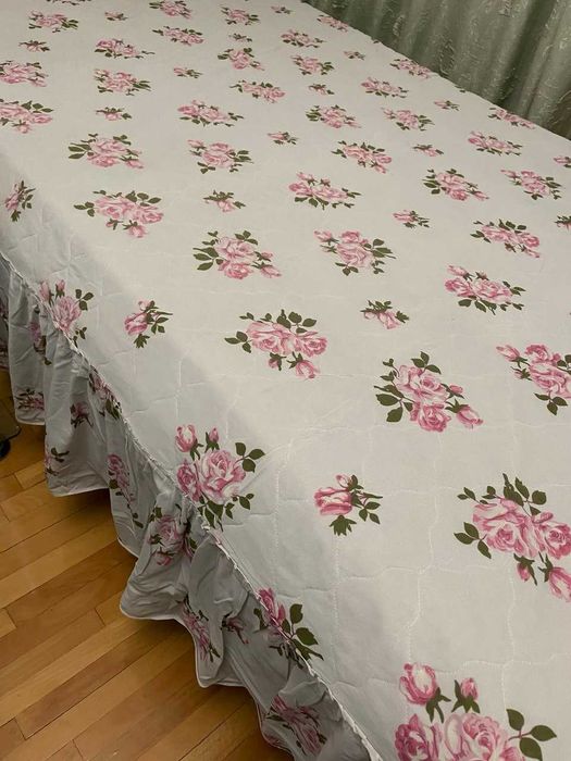 Стеганное покрывало 2х-спальное.