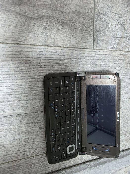 Compact ambalat și de decorat