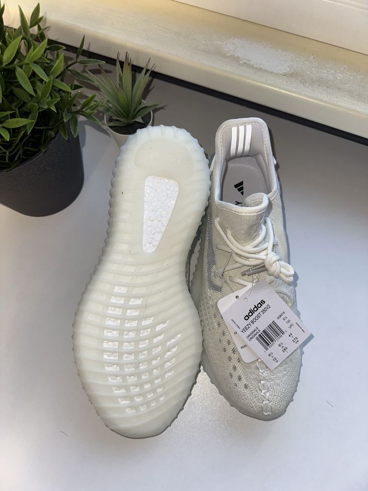 Yeezy Boost 350 Bone White