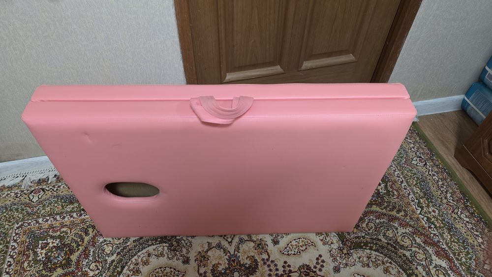 Массажная кушетка