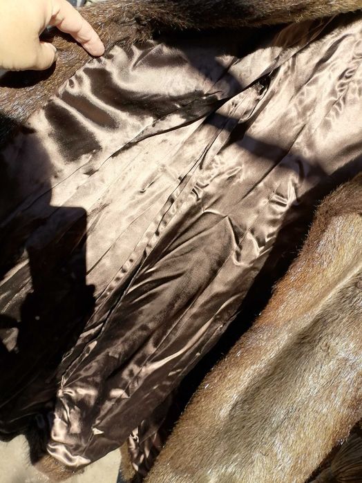 Разпродавам палта на косъм