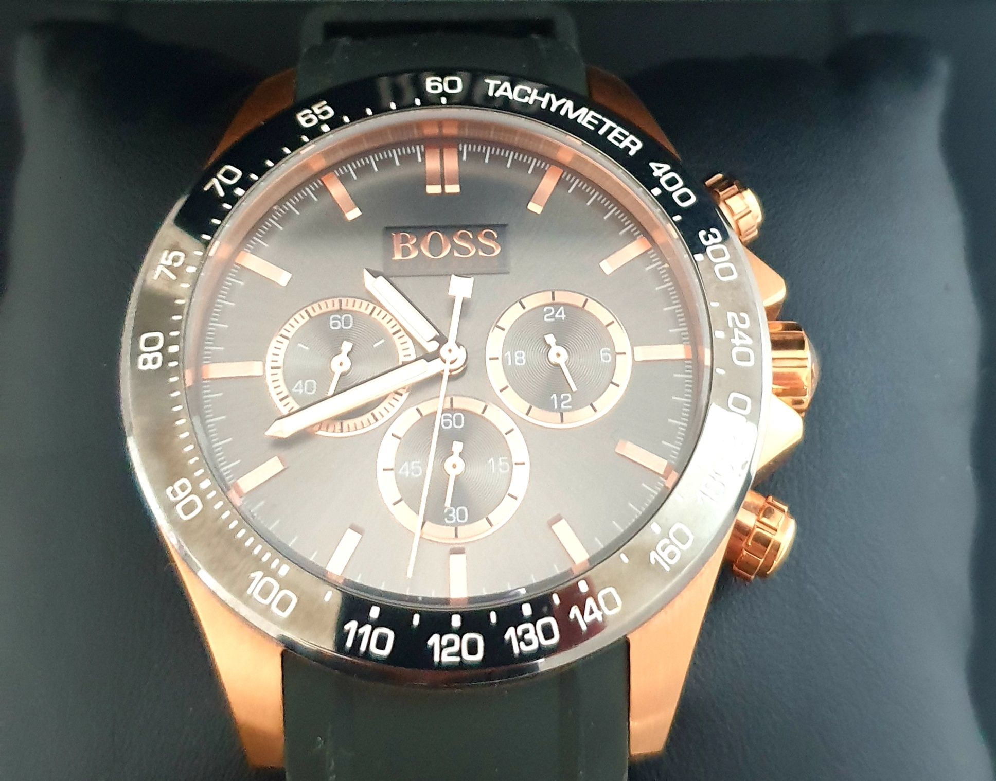 Boss hugo boss часовник