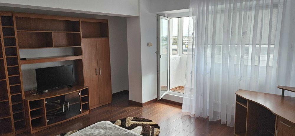 Proprietar inchiriez apartament cu 1 camera