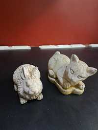 Iepuraș și pisicuță vintange din piatră