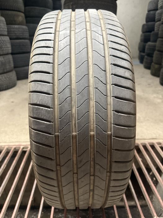 Bridgestone 235/55/18