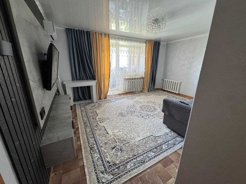 Продам 3-х комнатную квартиру в р-не КСК